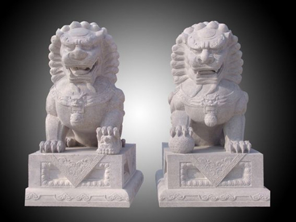 《石獅》安放：山東濟寧
